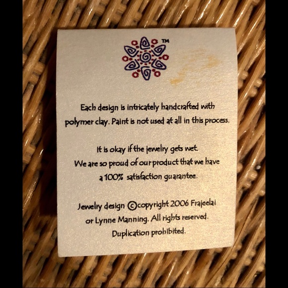 Handcrafted polymer clay earrings - Picture 2 of 2